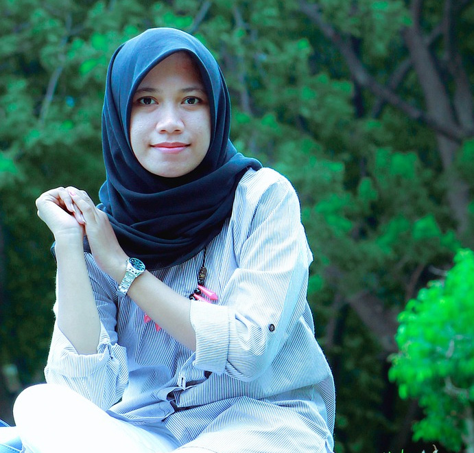 Cik Nurul Hidayah Abu